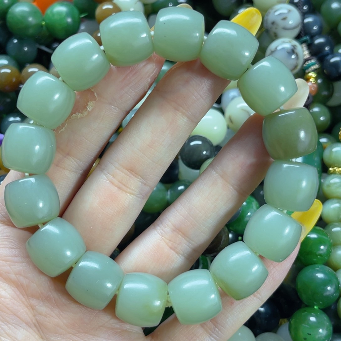 手链未镶嵌和田玉