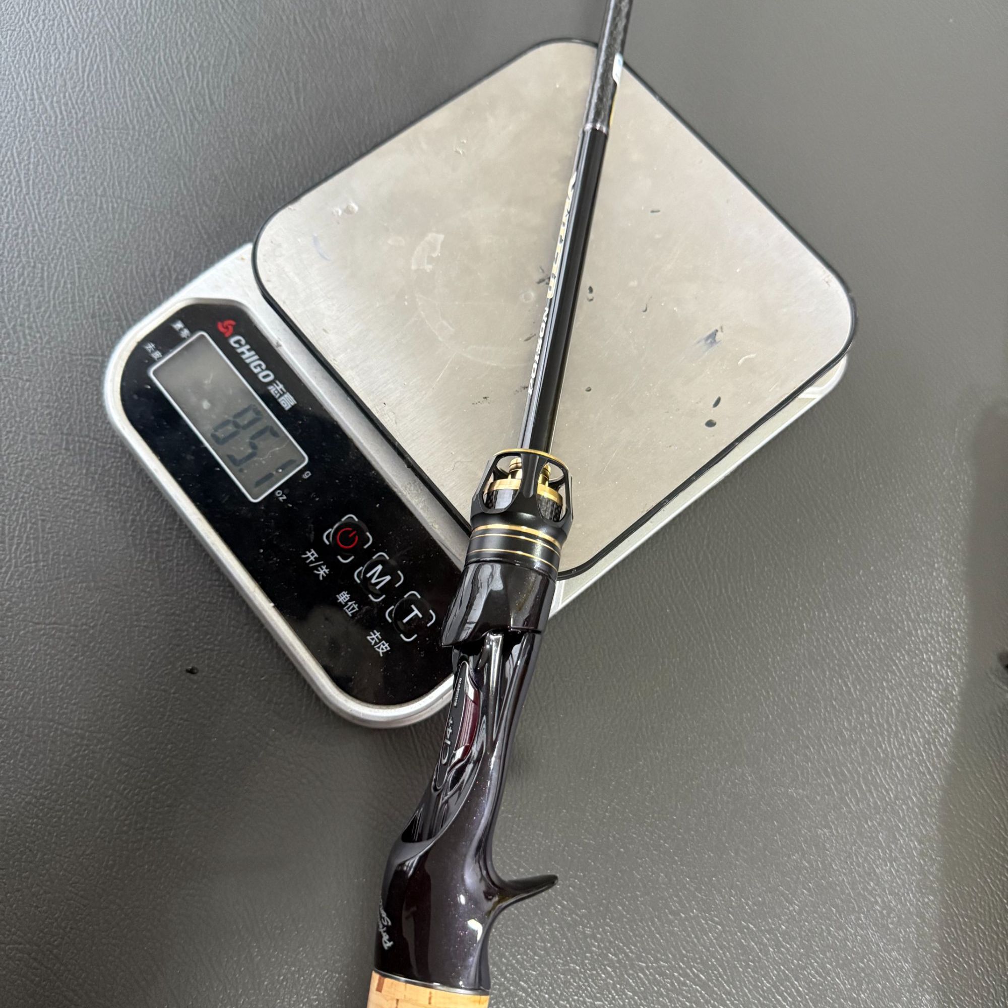 AK户外运动装备 荣三终极毒药 162L 超快调