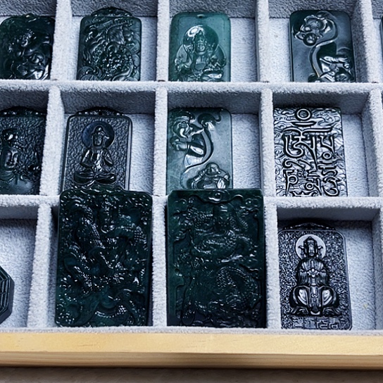 蛇纹石玉手链合金
