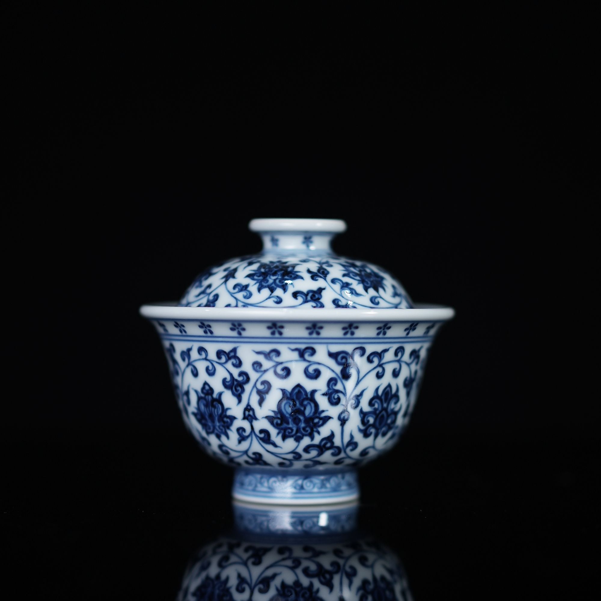 景德镇纯手工陶瓷刘建锋仿明永乐青花缠枝莲元宝盖碗高温釉下彩