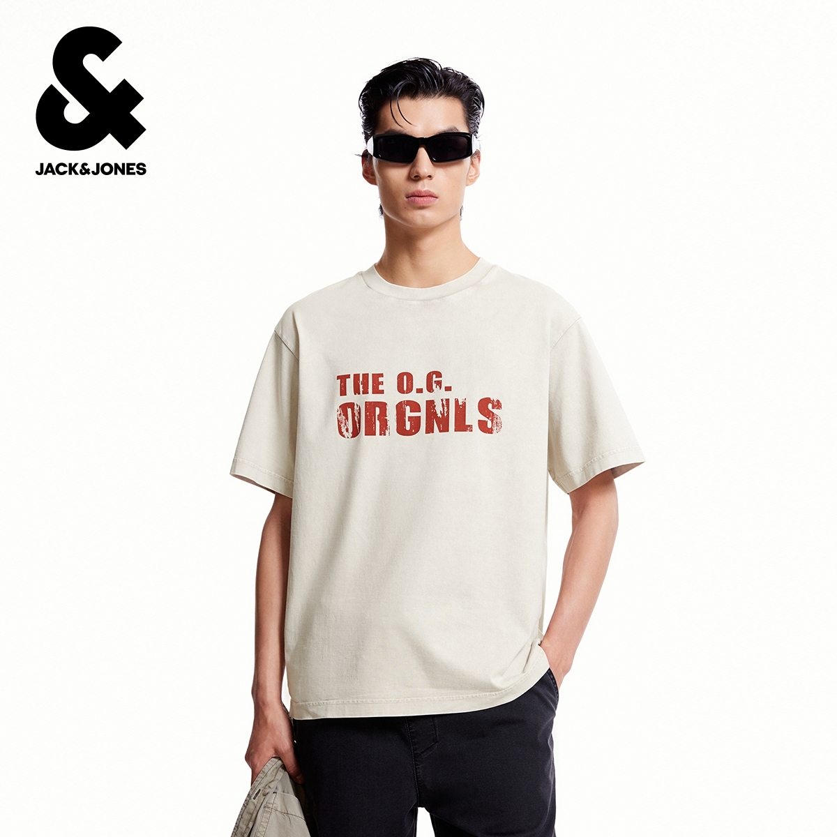 杰克琼斯男装秋季T恤潮流时尚百搭舒适字母胶印做旧风圆领短袖