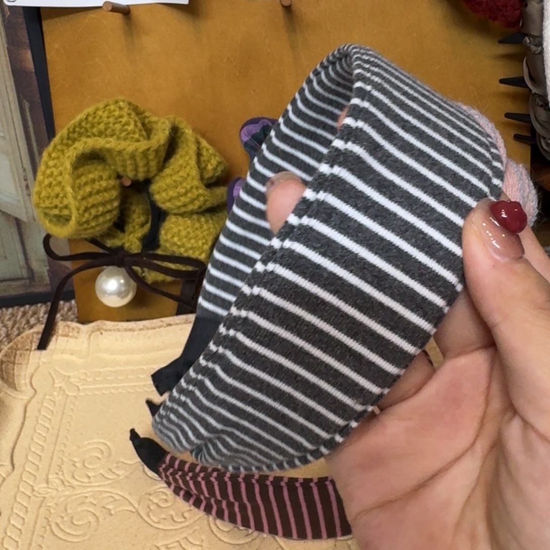 布艺铁合金灰色发箍