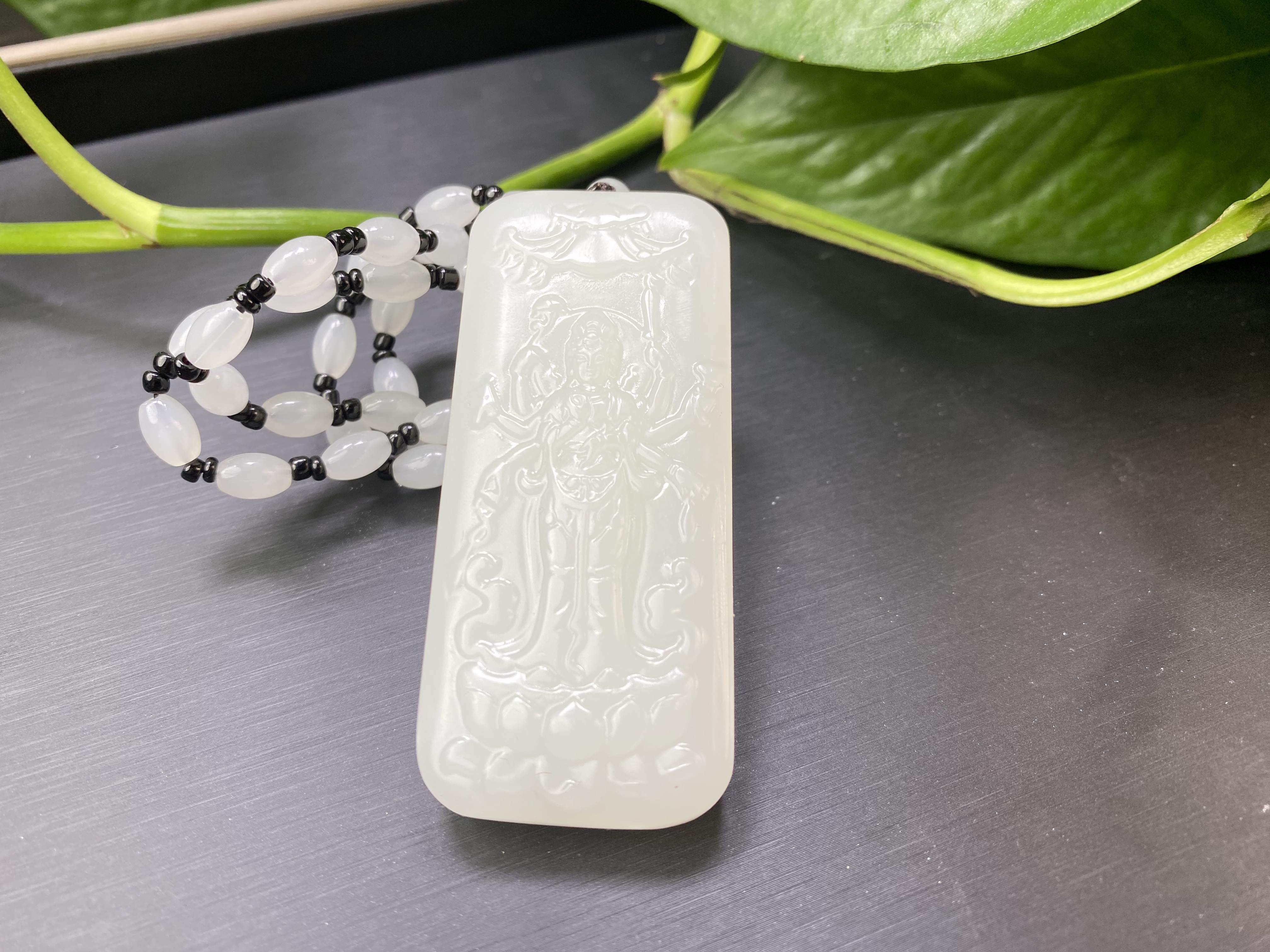 一级白千手观音挂件