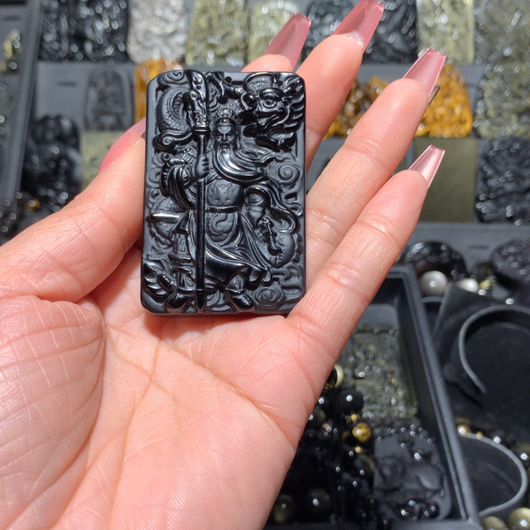 黑曜岩吊坠(赠链)未镶嵌河****哥