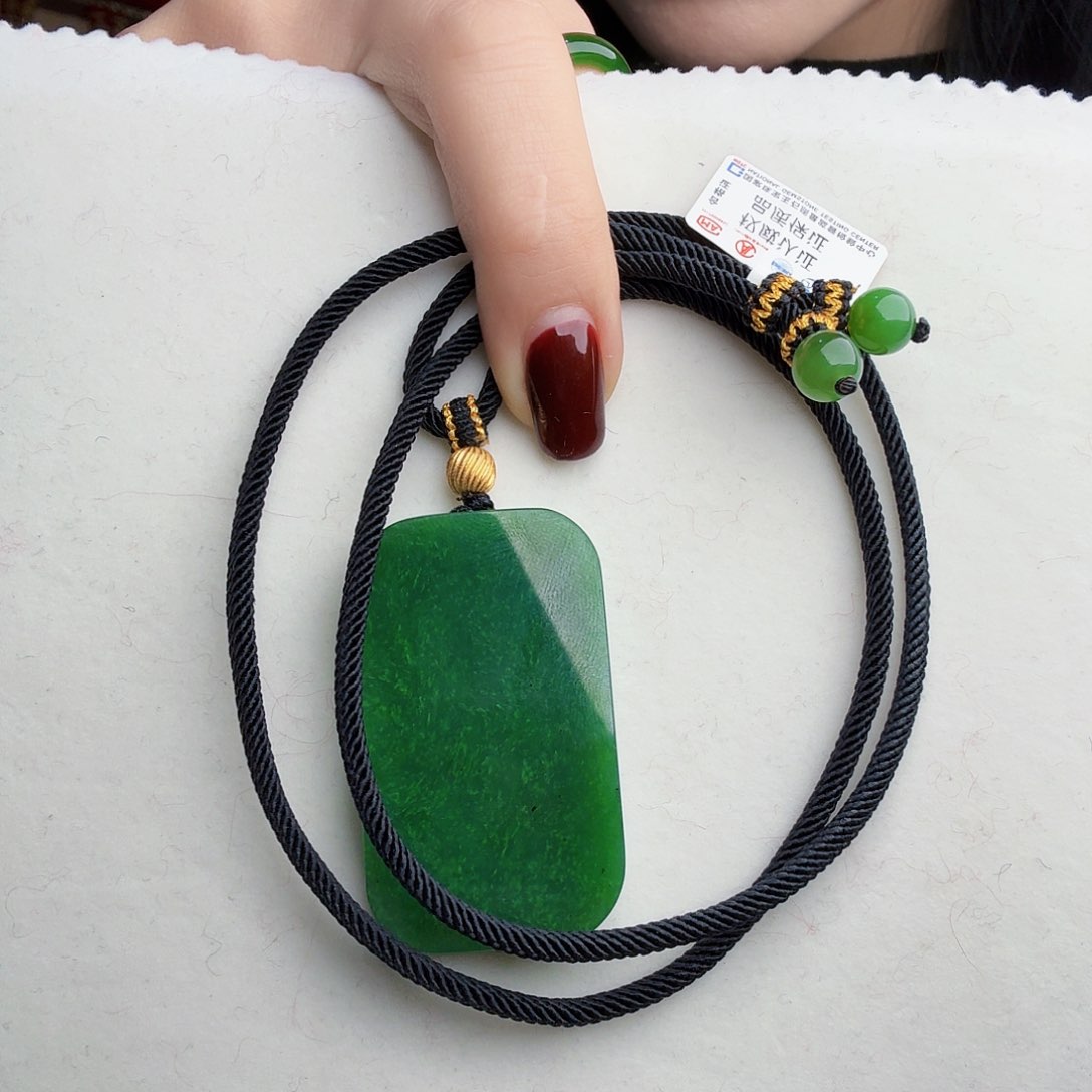 和田玉（碧玉）吊坠(赠链)未镶嵌美**货