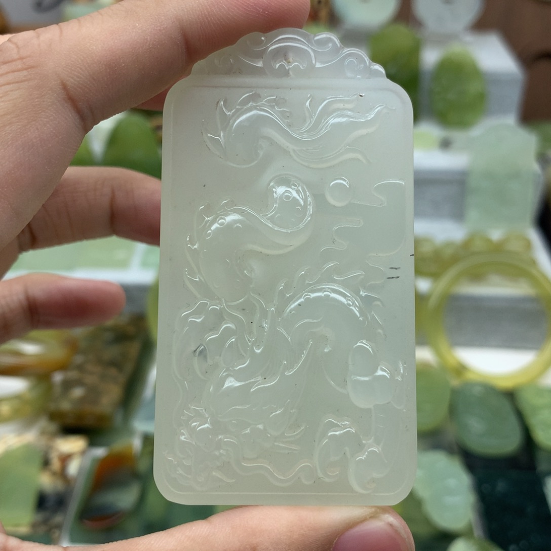 岫玉未镶嵌吊坠(不含链)