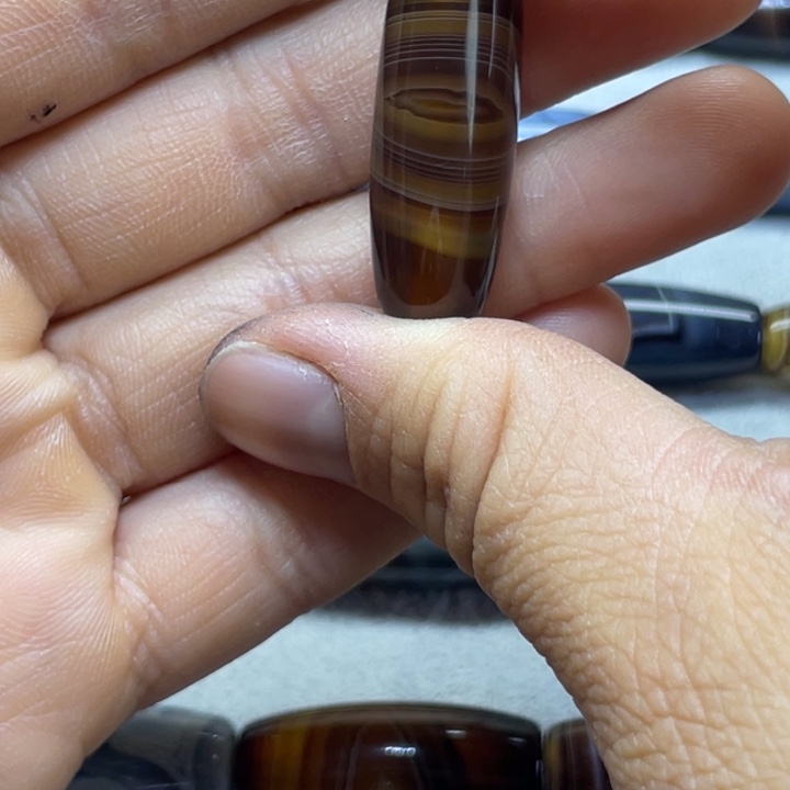 R***a玛瑙/玉髓未镶嵌颈饰