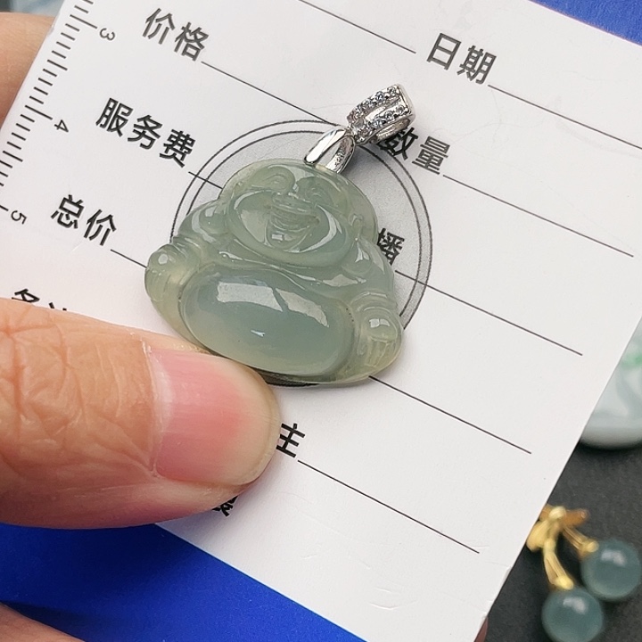 翡翠颈饰银S925镶嵌吊坠