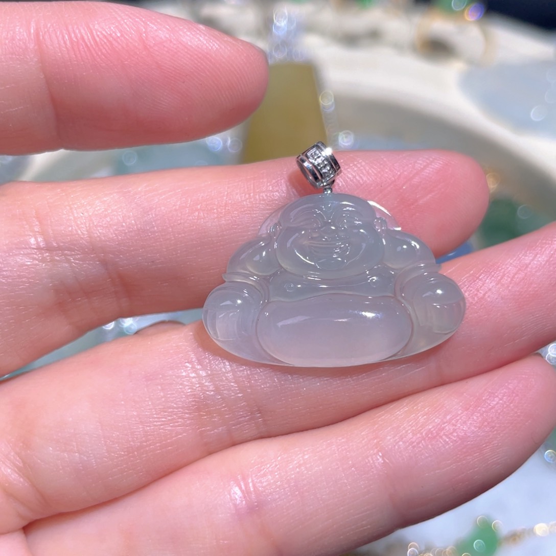 翡翠颈饰18K金镶嵌翡翠