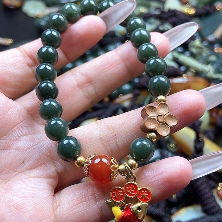 和田玉颈饰未镶嵌