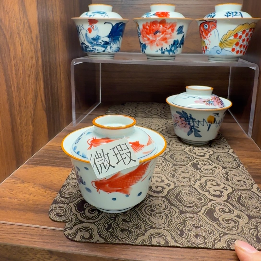 釉下手绘茶具微瑕