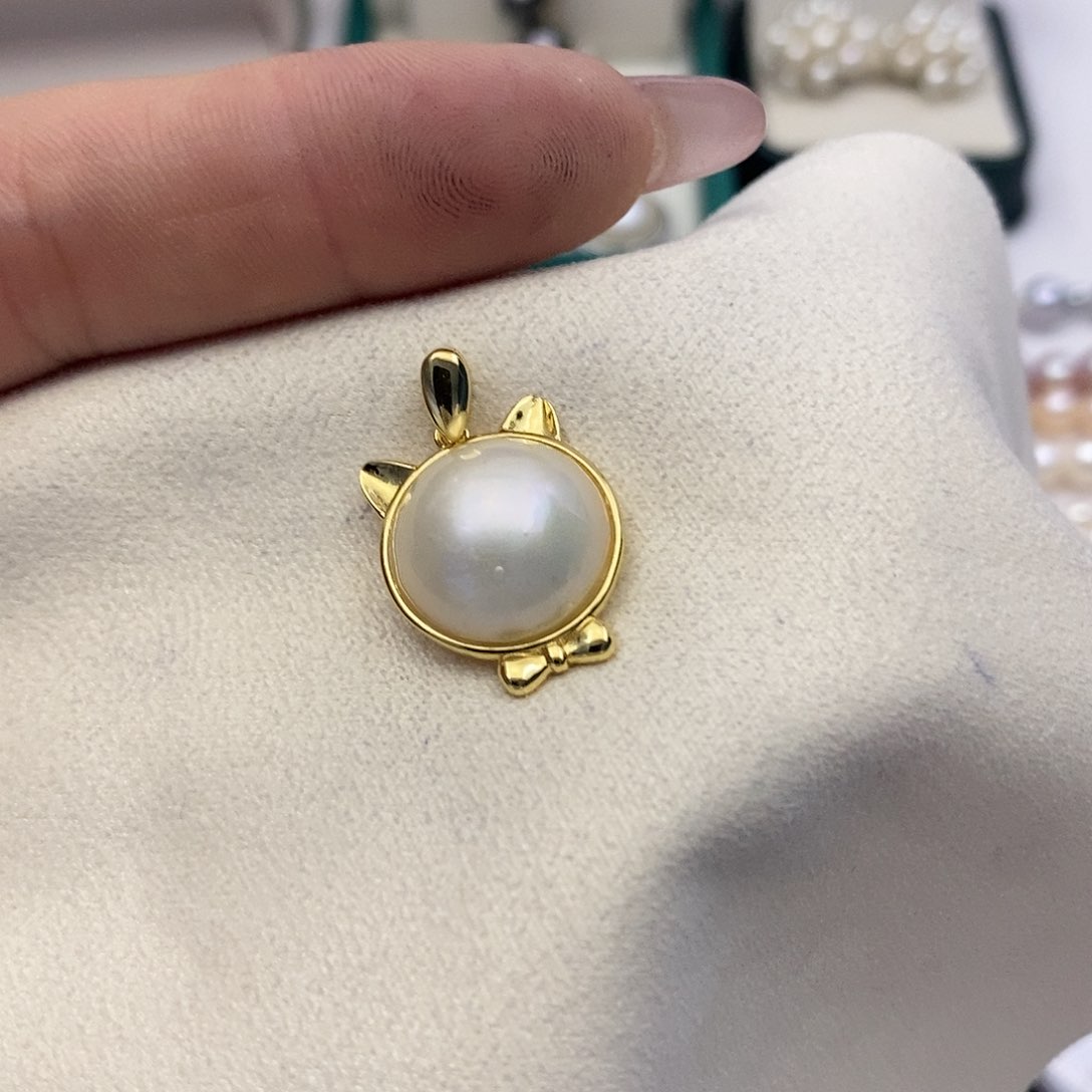 【闪购商品】拼合珍珠（马贝珠）颈饰银S925镶嵌81