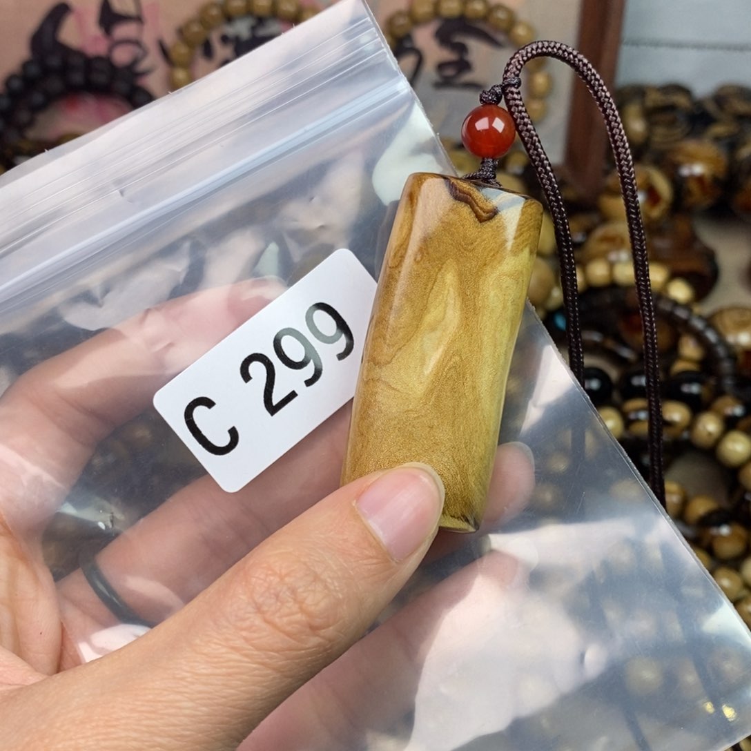 橄榄核手串/手链精品在品牌设计