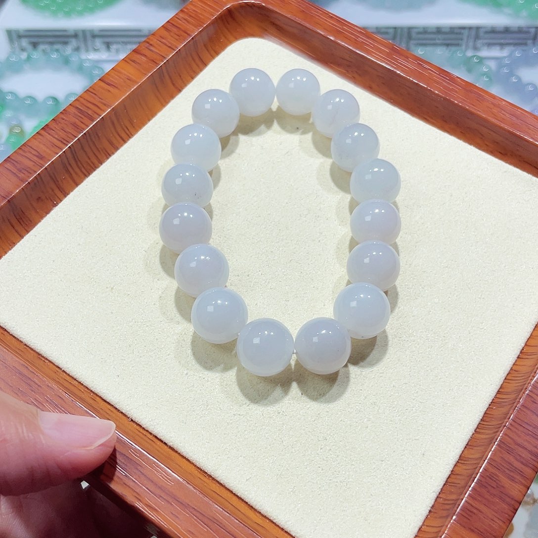 爱***活翡翠未镶嵌手链天然缅甸翡翠A货卡12.8