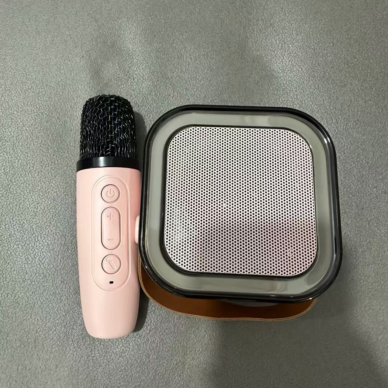 W909网红蓝牙K歌音箱带麦克风声卡一键消原音便携话筒音响一体机2