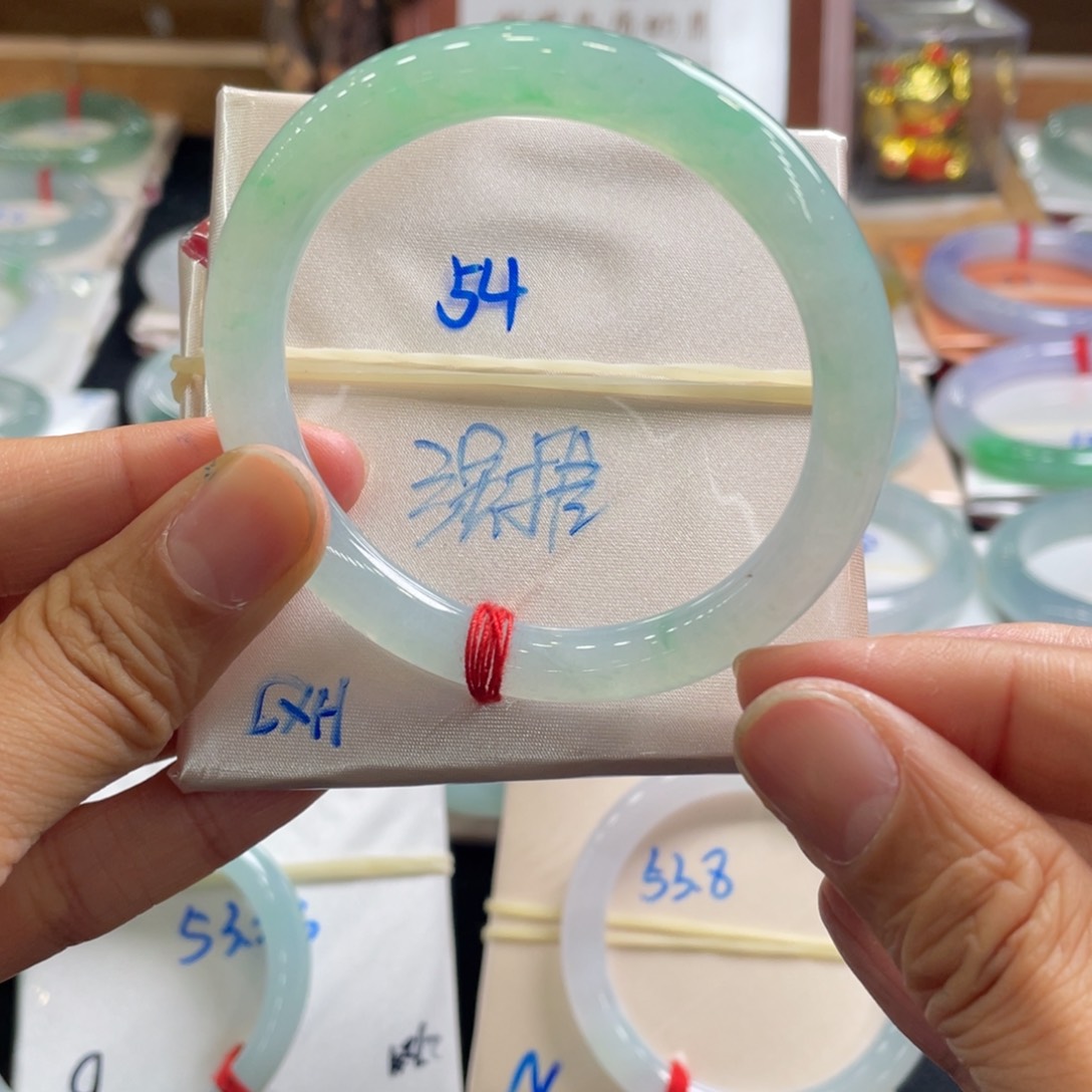 翡翠手镯未镶嵌54天然翡翠A货