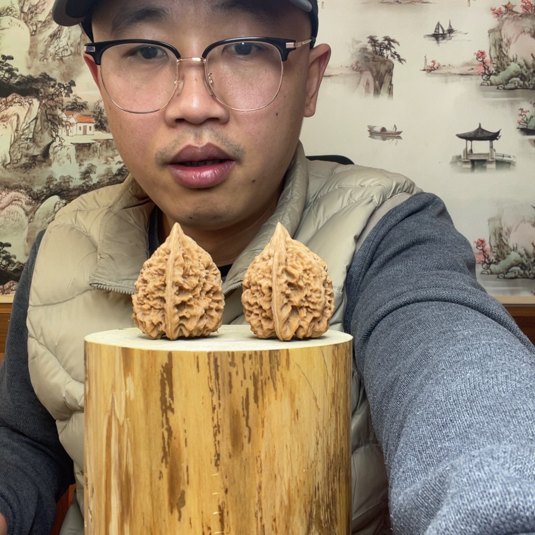 坚***果文玩核桃把件官帽