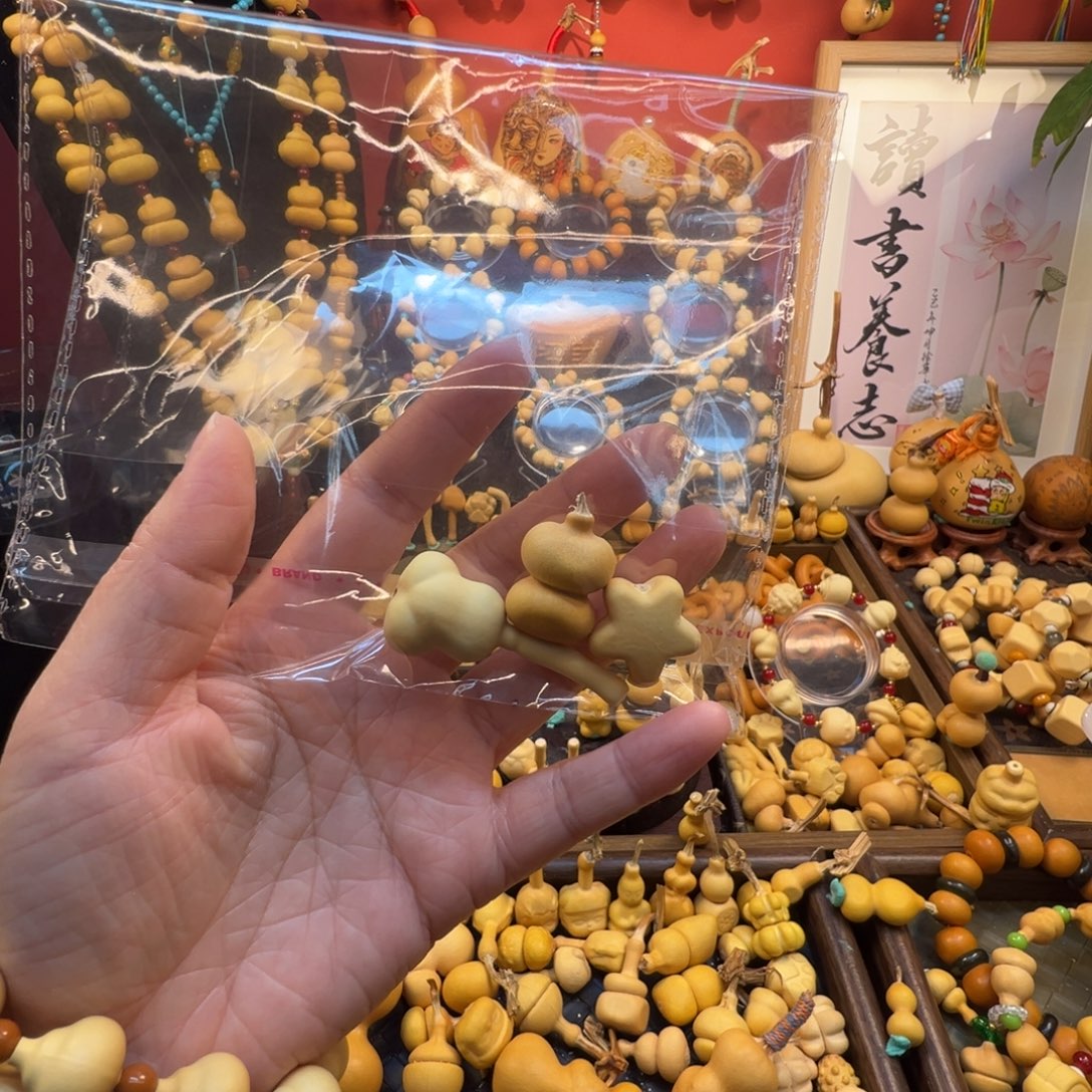 J***z金蝉1，星星 1，钱袋1，，，，，，，，