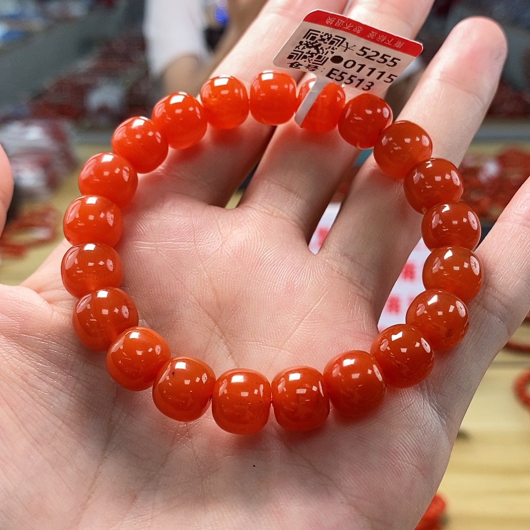 南红玛瑙10+mm   多样性发一未镶嵌