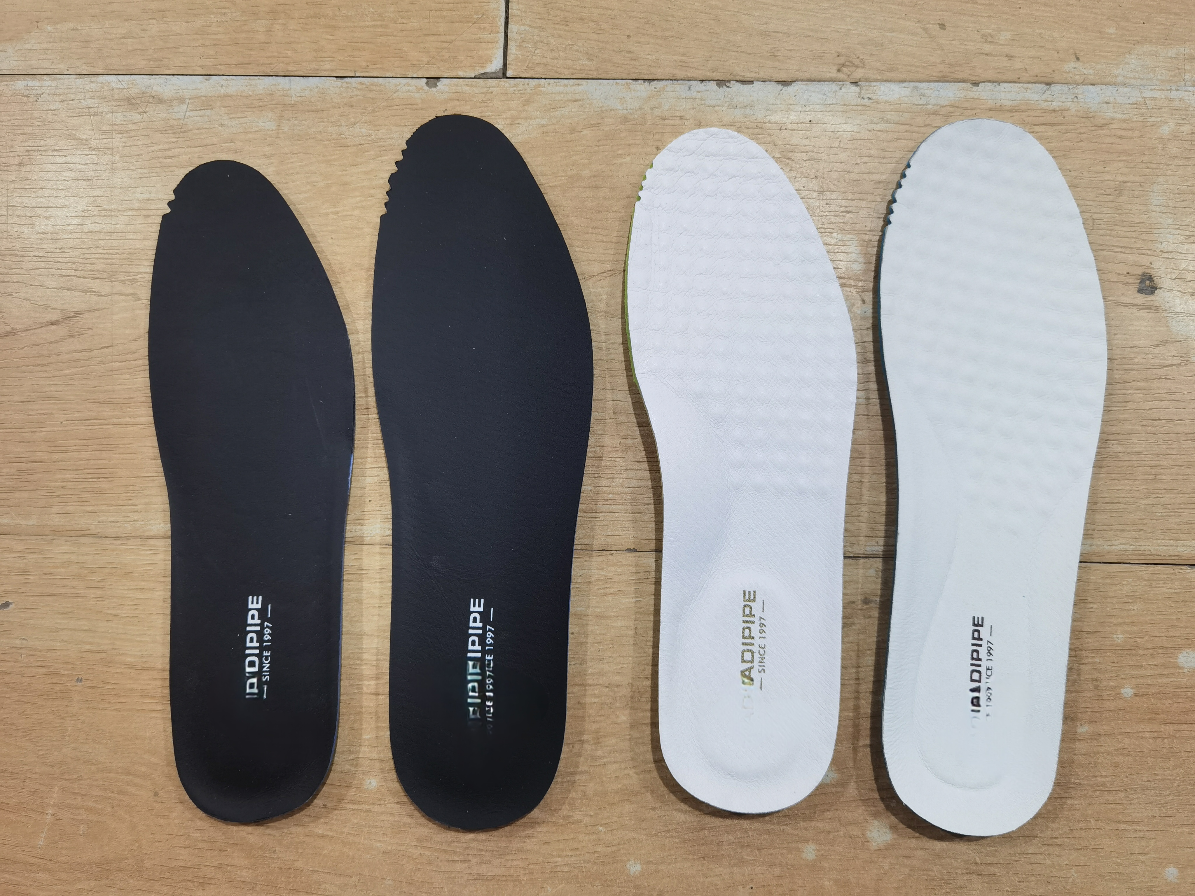 鞋垫2双舒适真皮垫款式随机发