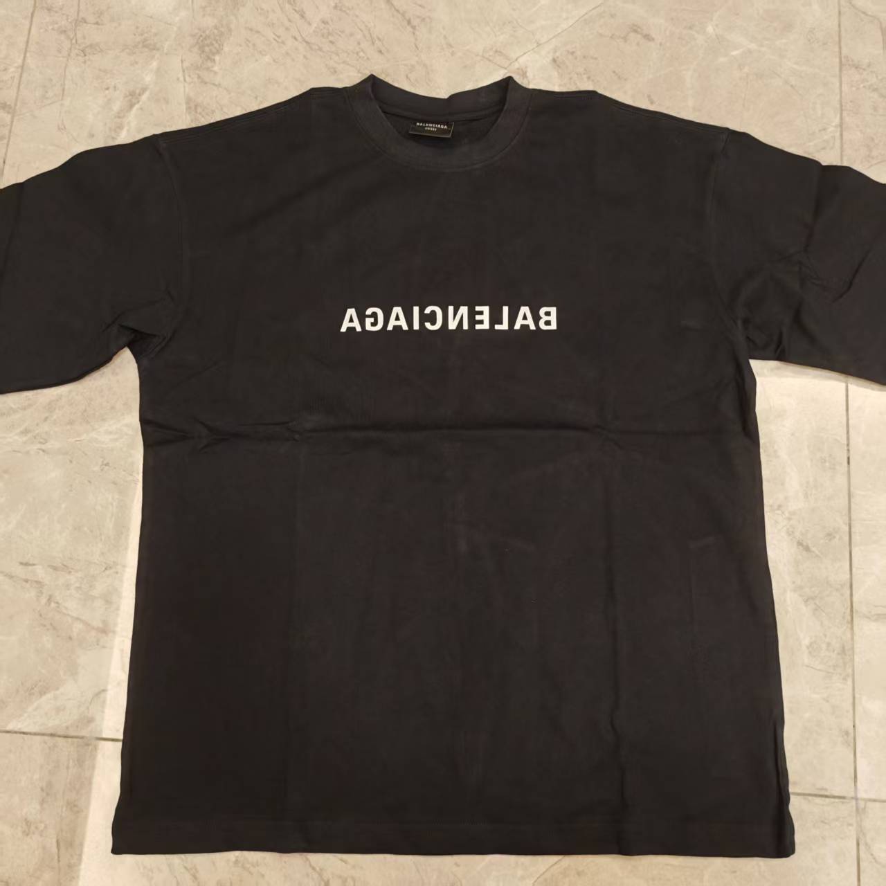 99新 Balenciaga/巴黎世家 镜像字母T恤 416
