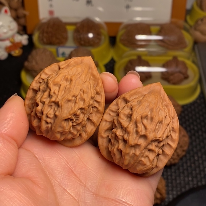 文玩核桃把件40大红袍