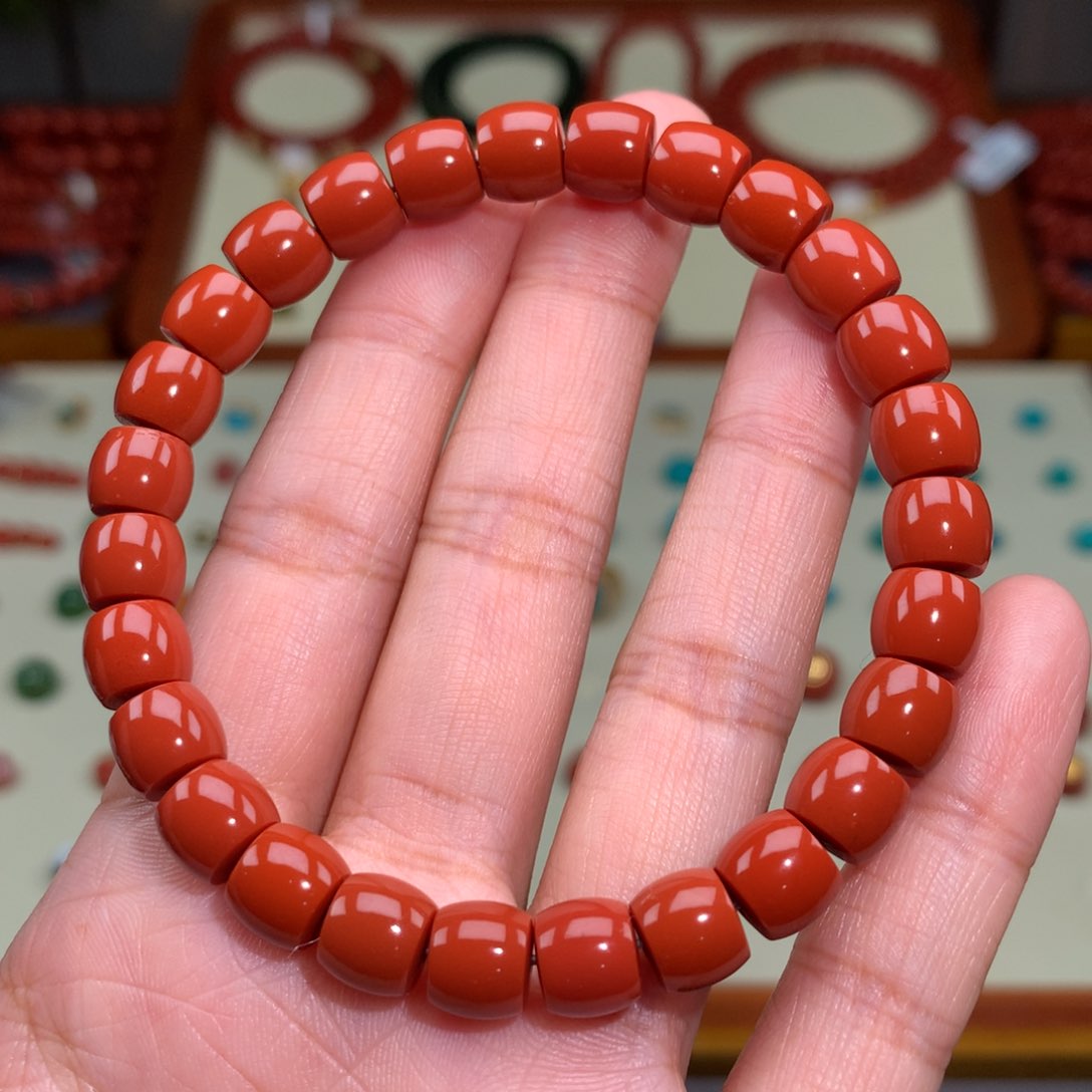 南红玛瑙颈饰未镶嵌