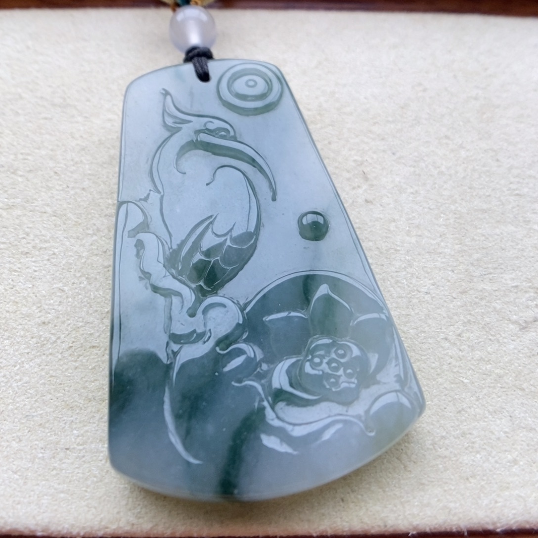 翡翠未镶嵌颈饰吊坠62