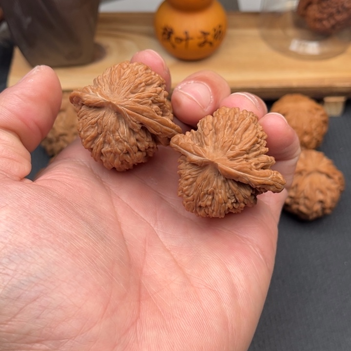 文玩核桃把件四座楼42