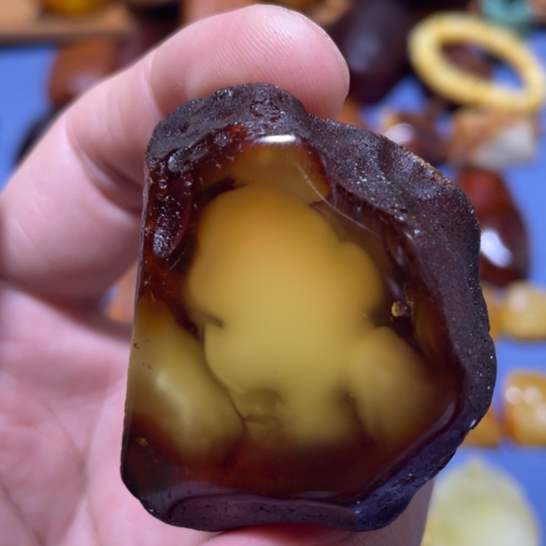 定制琥珀未镶嵌原矿