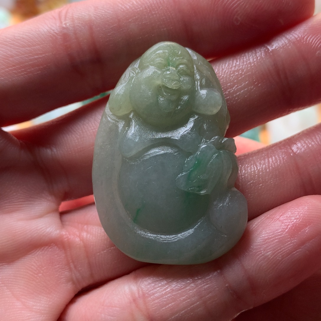 定制翡翠未镶嵌佛