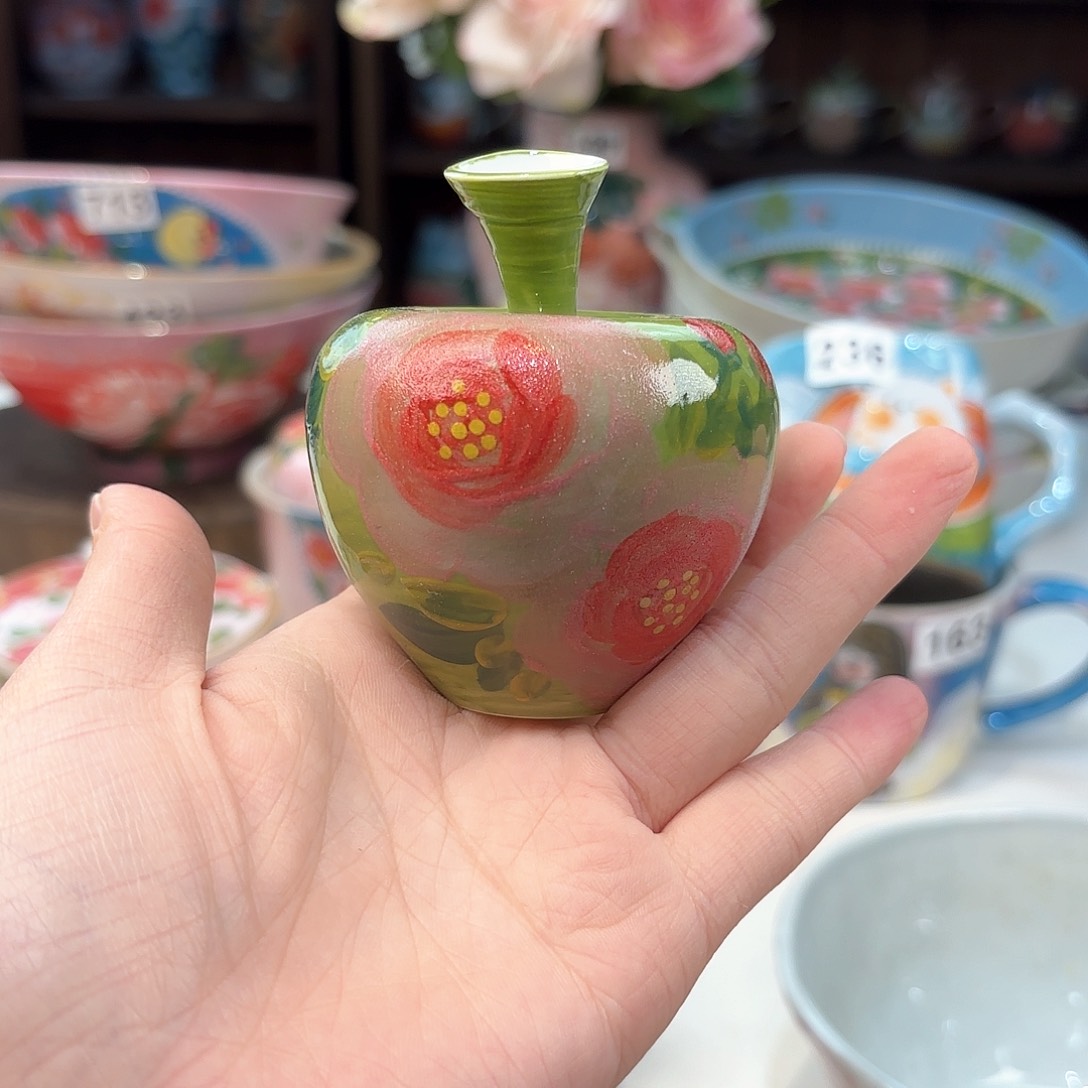 瓷片兔兔好可爱呀打