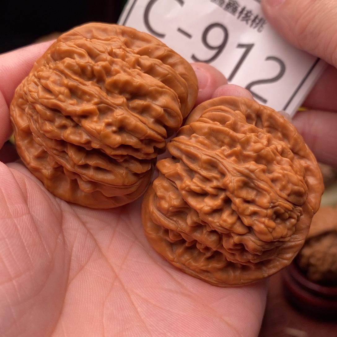 文玩核桃把件汉高楼43