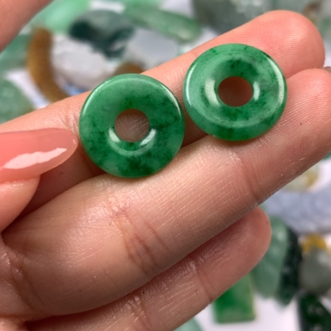 定制翡翠未镶嵌翡翠