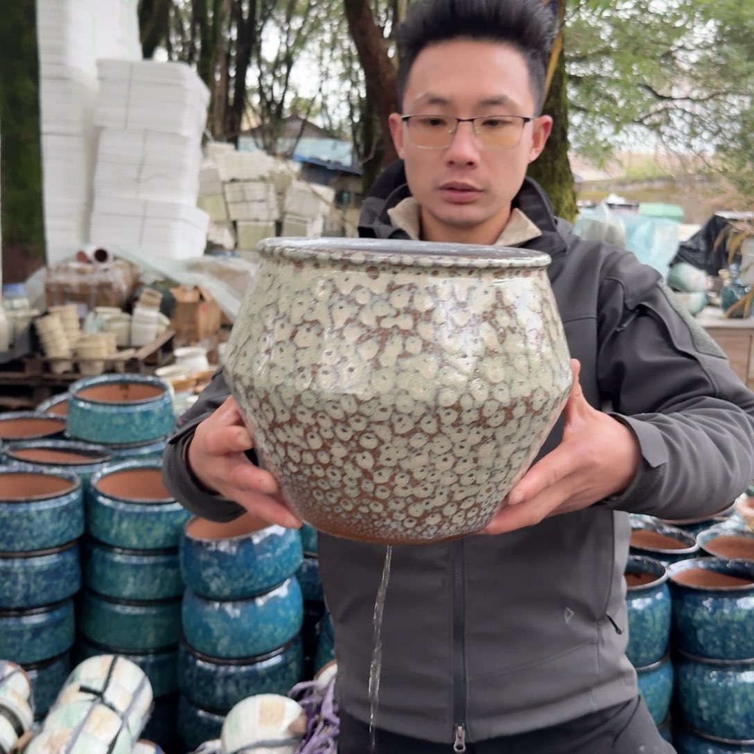 紫砂花盆口23高23（一个泡泡水上漂