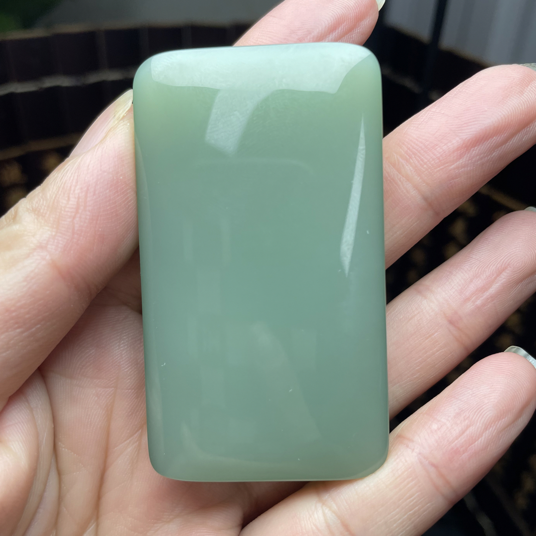 和田玉无事牌吊坠