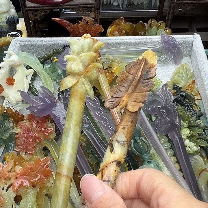 蛇纹石玉未镶嵌发簪