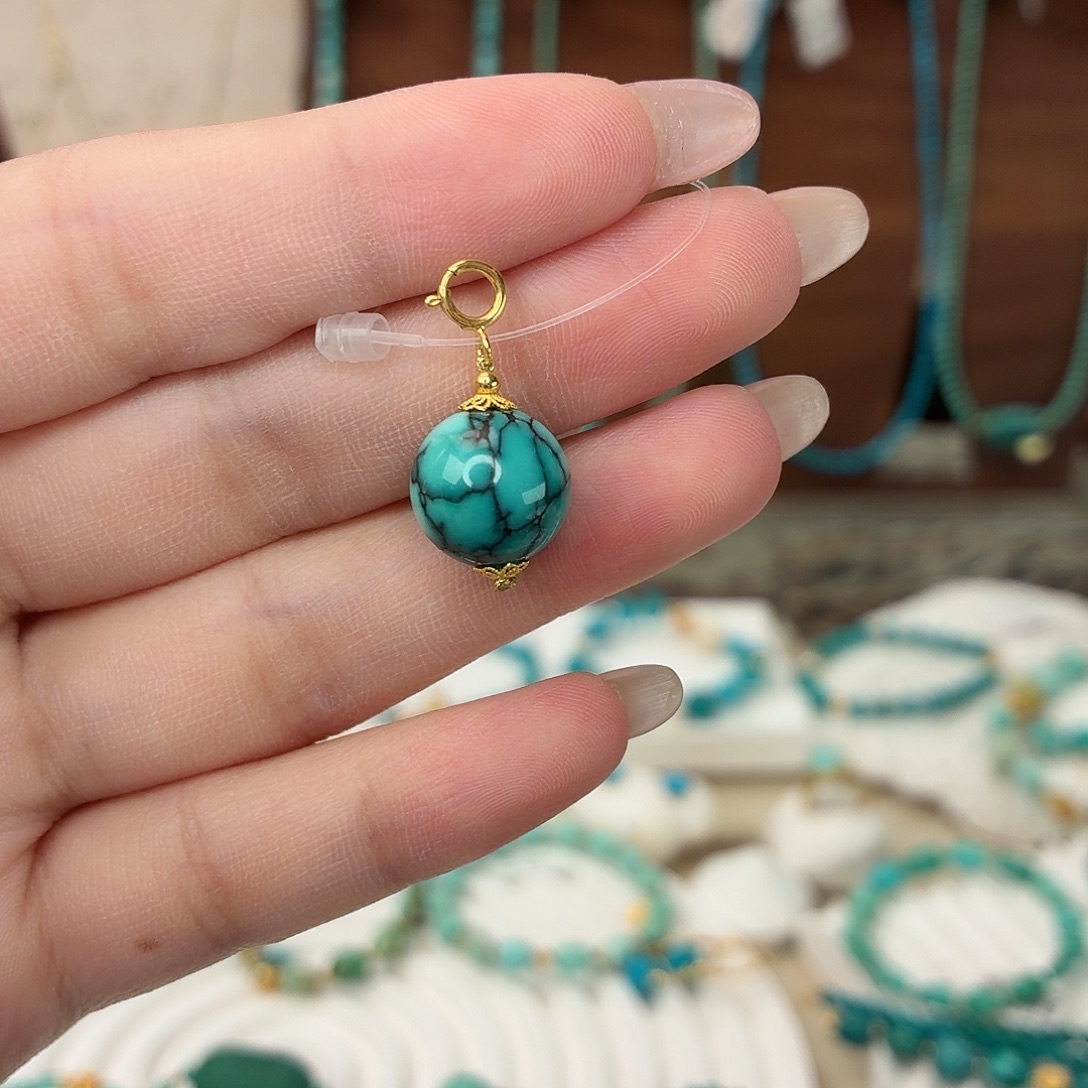 绿松石18K金镶嵌吊坠(不含链)