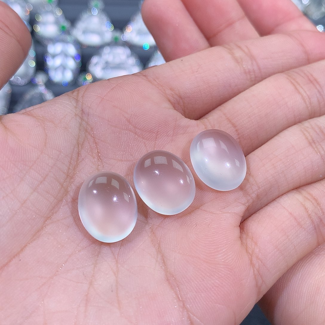 石英质玉颈饰未镶嵌天**常33