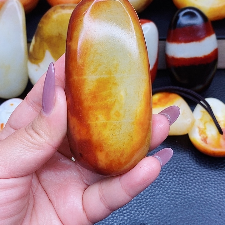 未镶嵌和田玉挂件