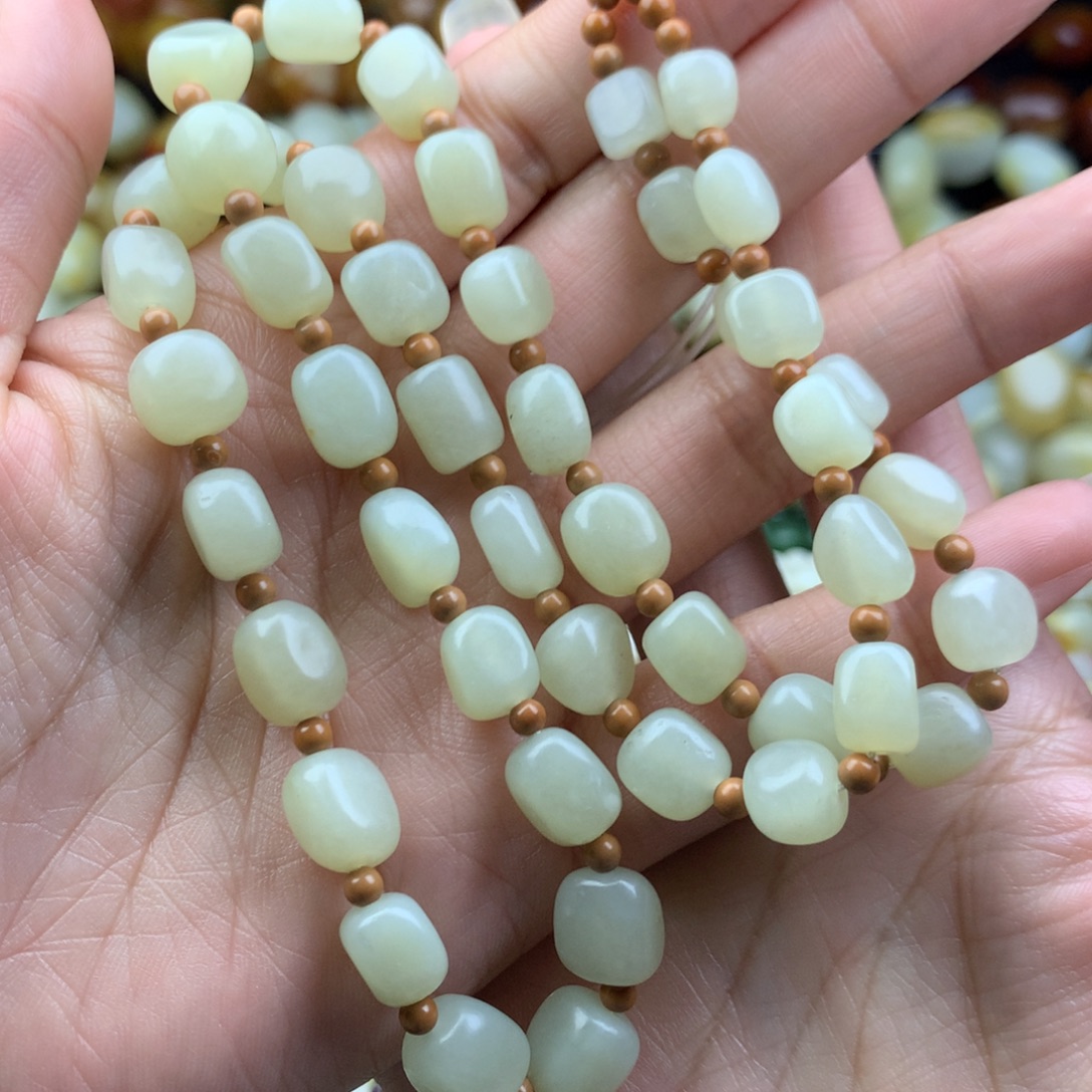 和田玉未镶嵌手链