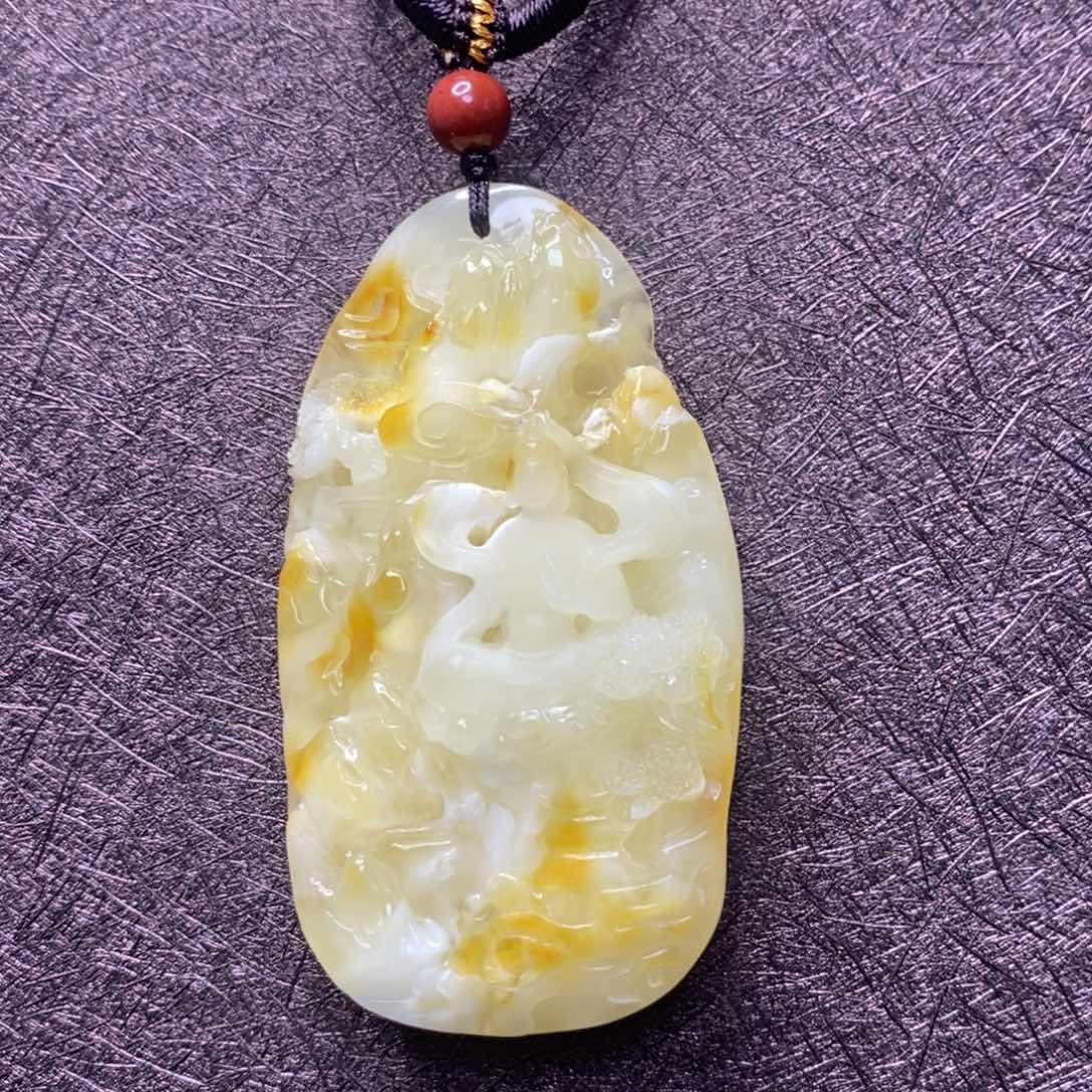 琥珀颈饰未镶嵌我
