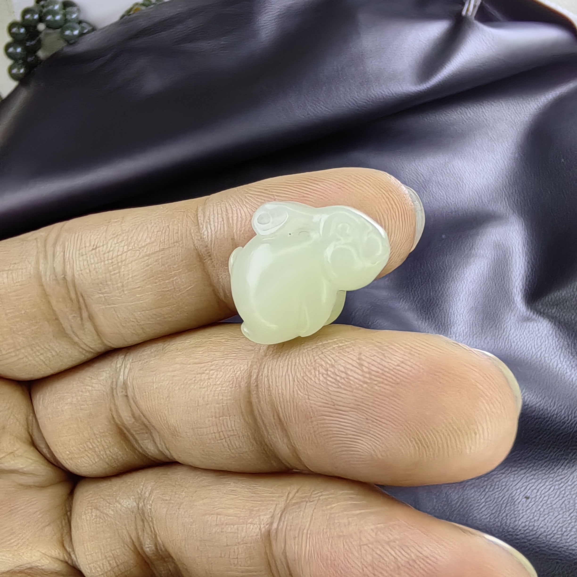 和田玉小白兔，小玉兔仙女配饰小朋友的礼物！活泼又可爱