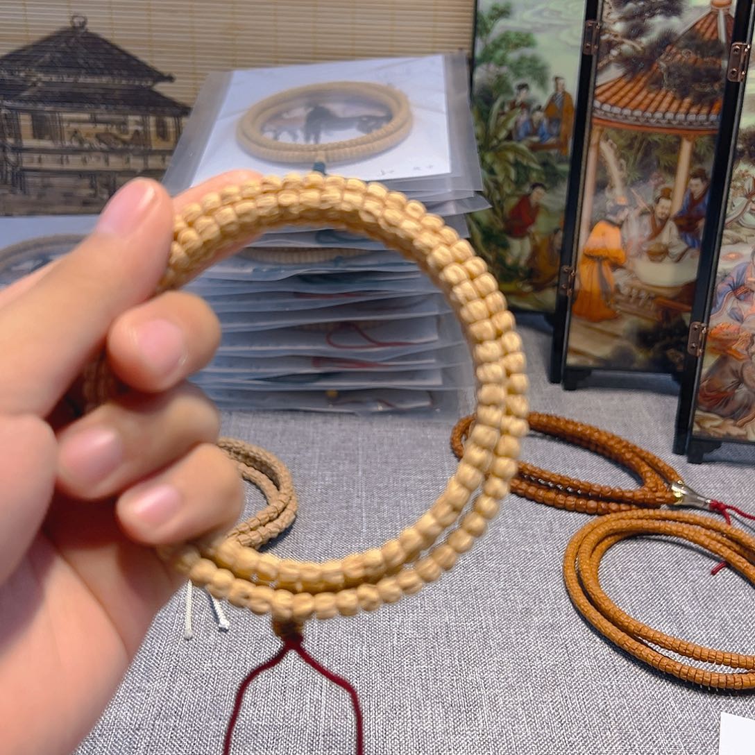 柏香籽/百香籽吊坠昨****?