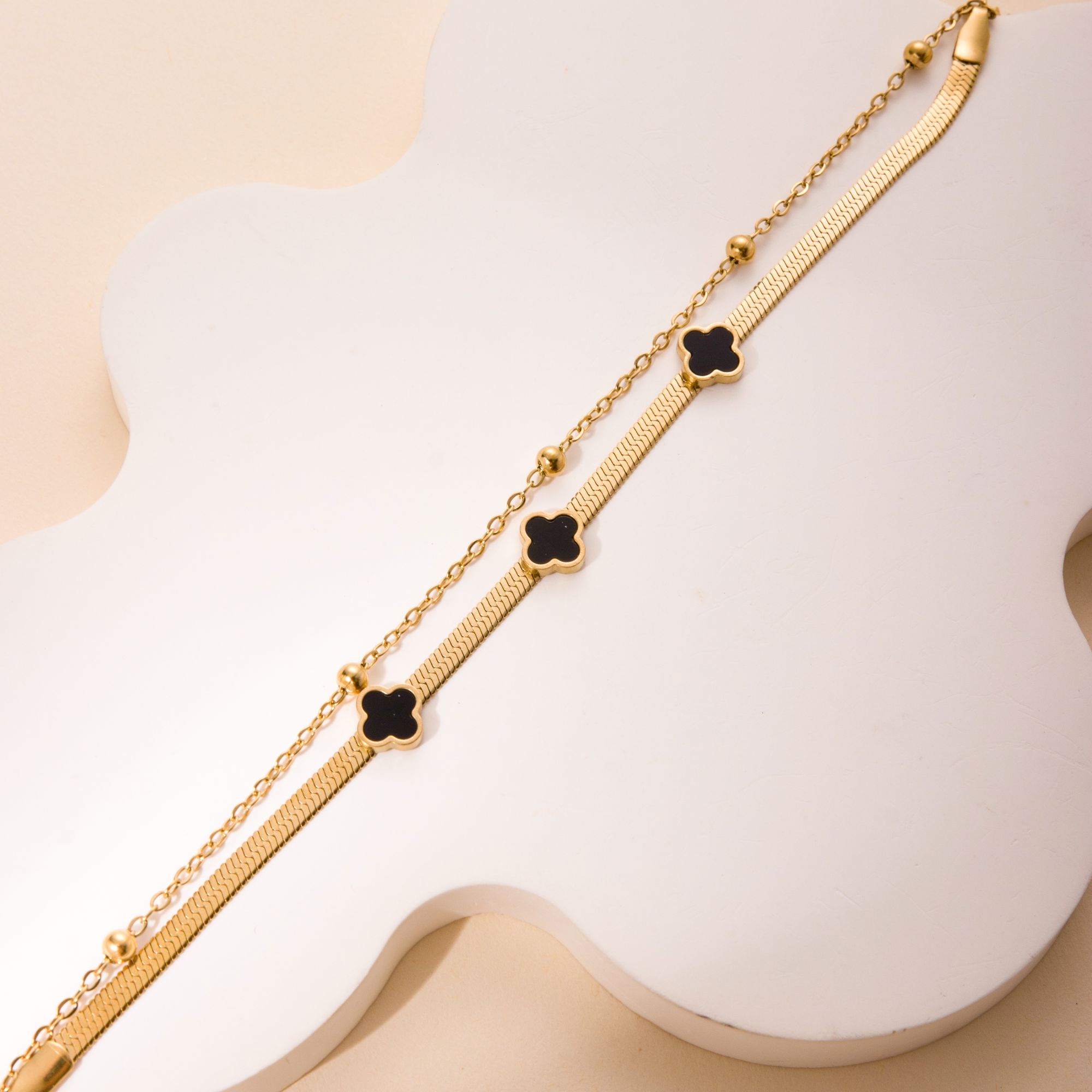 钛钢手链 金色甜美黑色原创设计女手链百搭坠链饰品气质A014