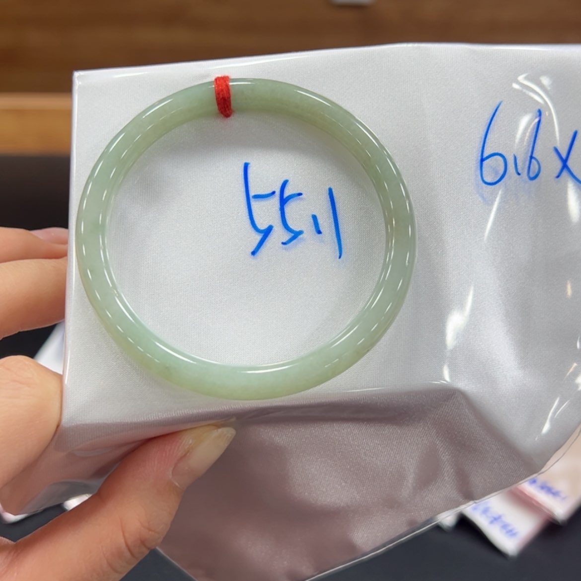 【闪购商品】翡翠手镯未镶嵌手镯