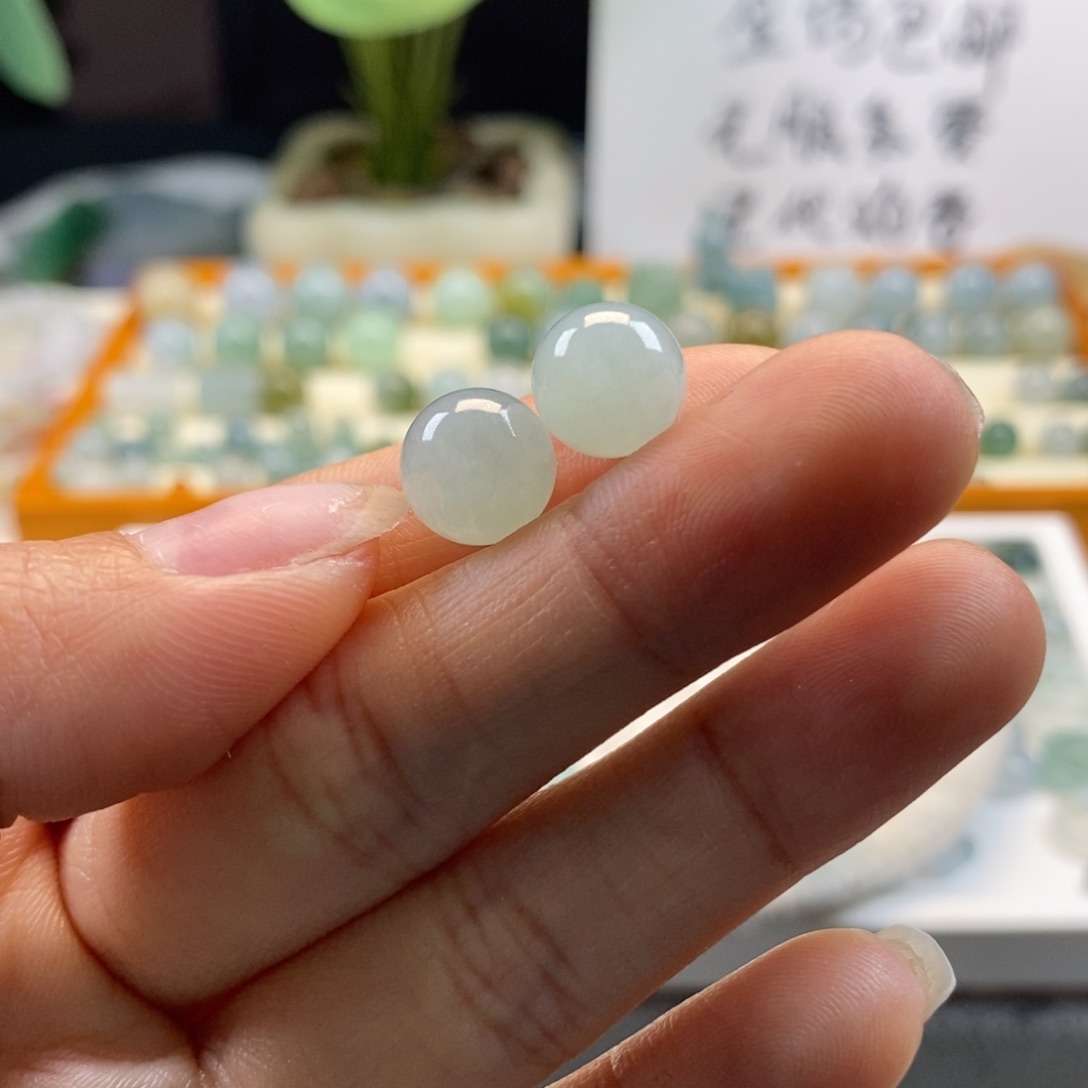 翡翠散珠影天天然翡翠一对9.7.9.8.