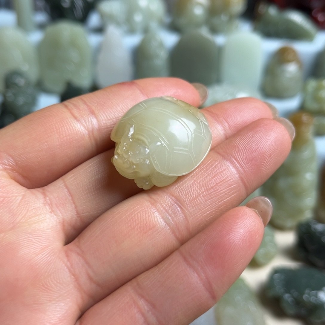 和田玉未镶嵌挂件