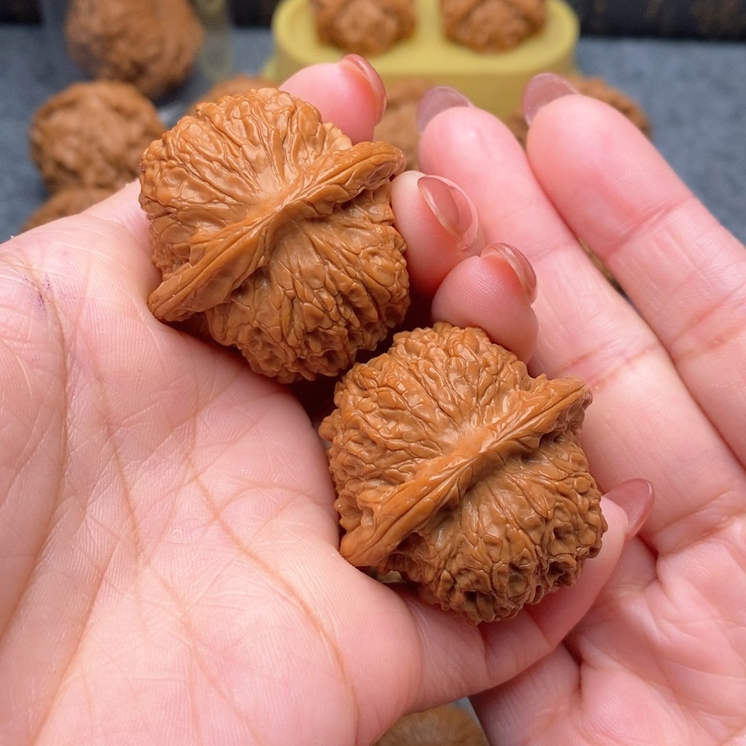 文玩核桃把件野*猪精品血麒麟41全品