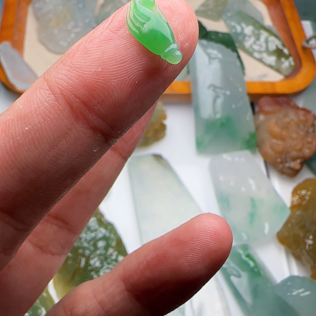 定制翡翠未镶嵌衣*衣不包工